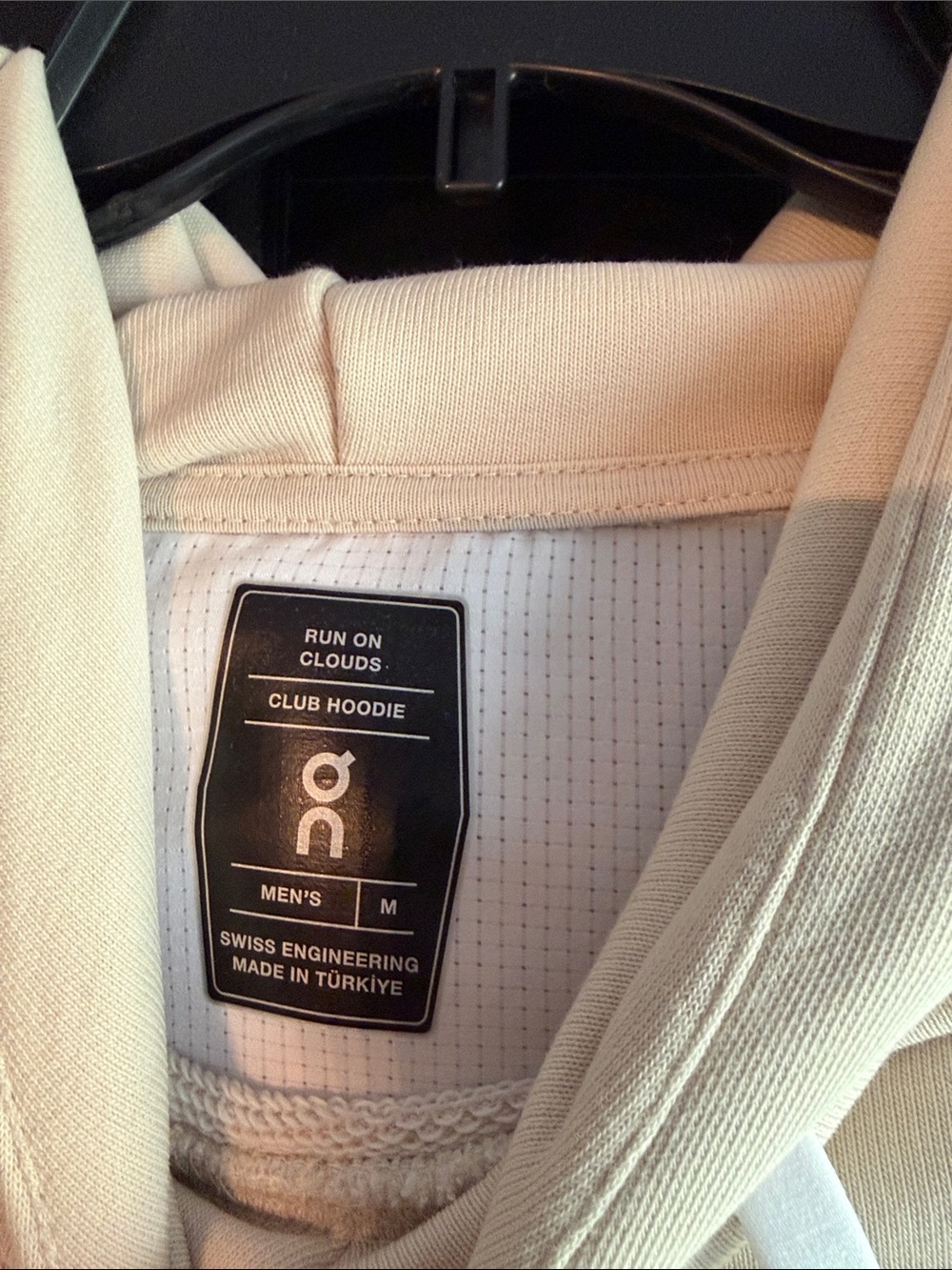 On Cloud Run on Clouds Club Cream Hoodie with Subtle Logo. Like new! - Picture 3 of 4